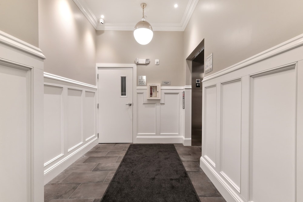 Global Luxury Suites at South Boston - photo 9