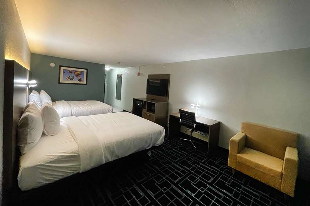 Baymont by Wyndham Chattanooga Eastridge - photo 16