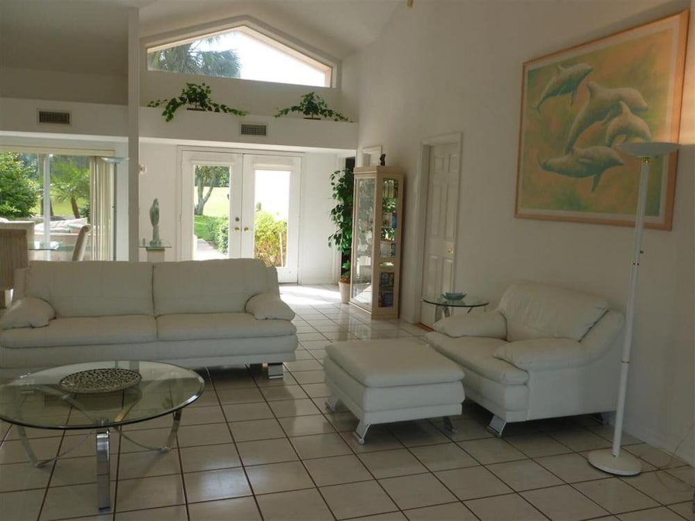 Stever Llc in Clermont, United States