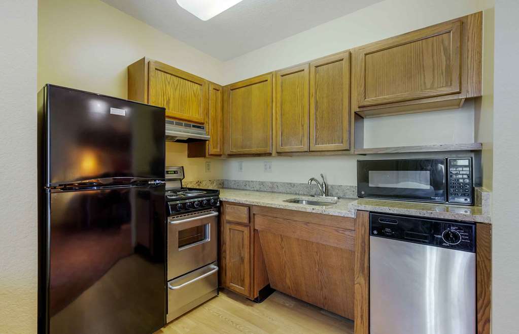 Extended Stay America Suites Chantilly Dulles - photo 22