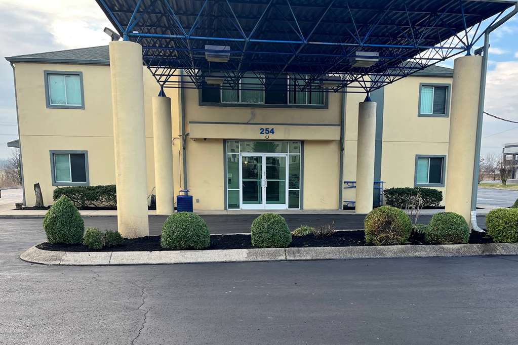 Howard Johnson by Wyndham Clarksville Tennessee in Clarksville, United States