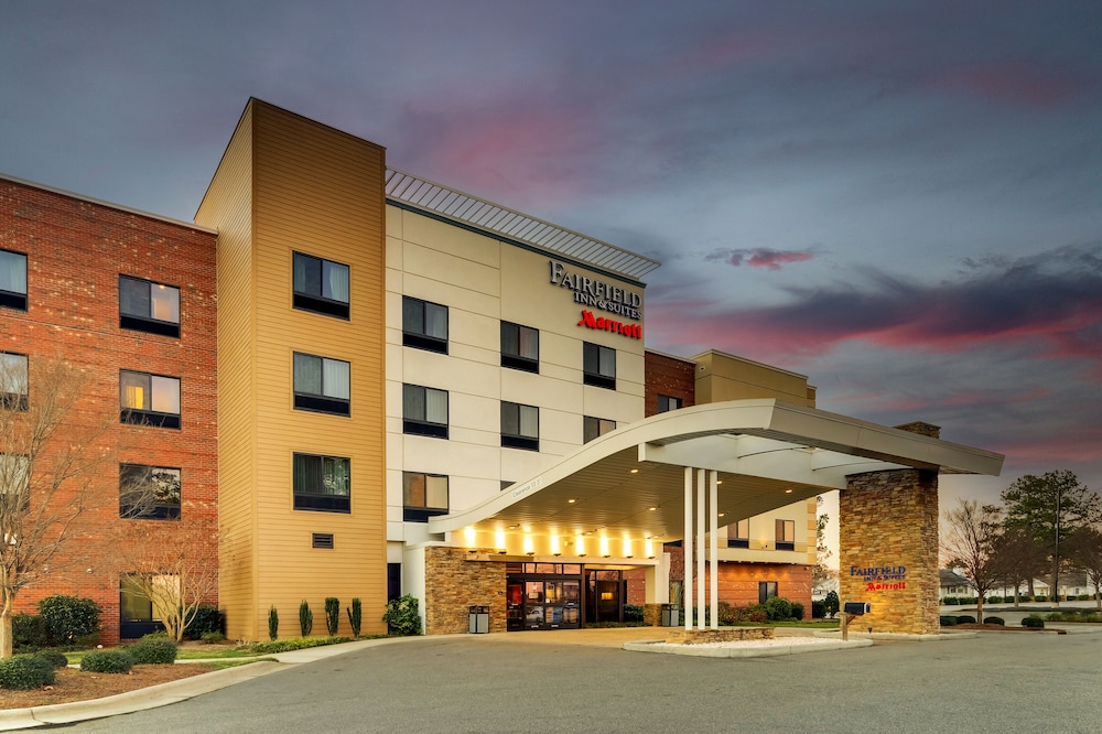 Fairfield Inn & Suites Dunn I 95 - photo 43