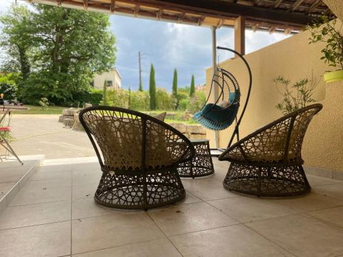 Les Berouds pet-friendly hotel Salaise-Sur-Sanne