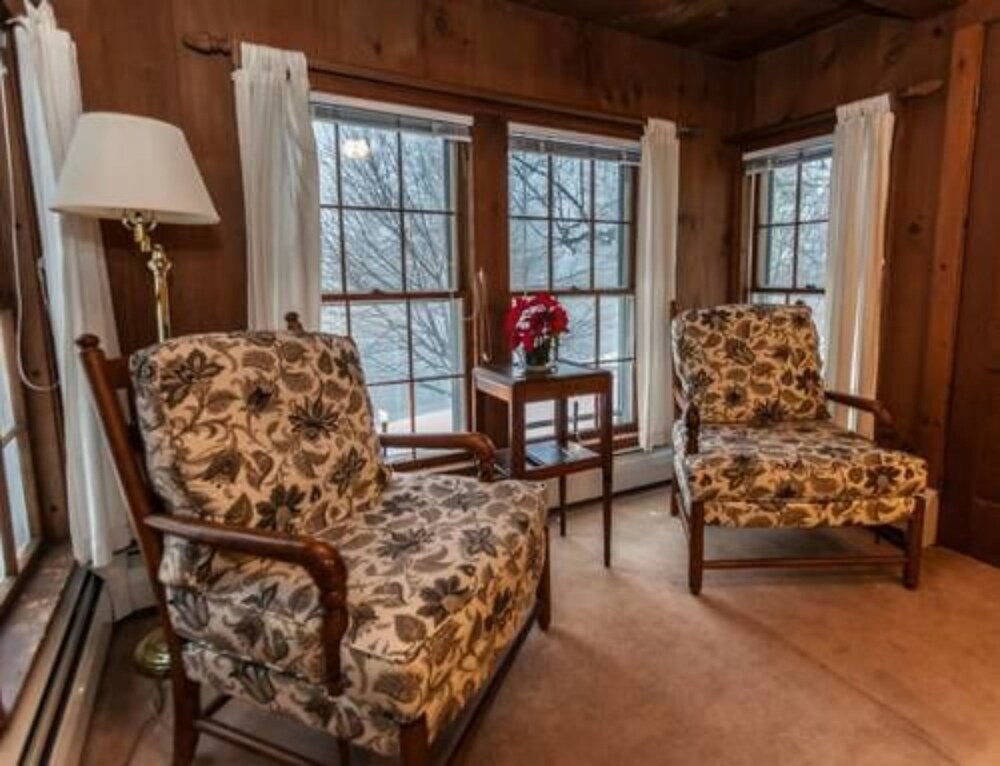 Arlington's West Mountain Inn - photo 27