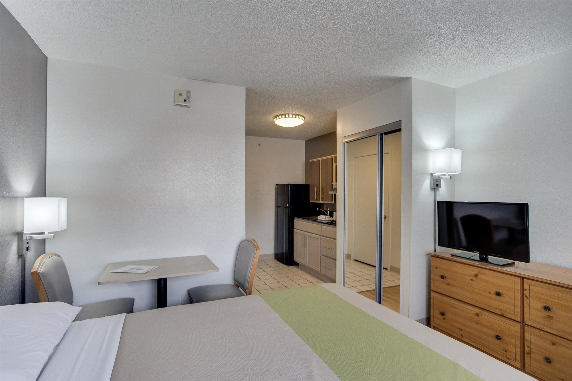 Studio 6 Houston TX Westchase - photo 28