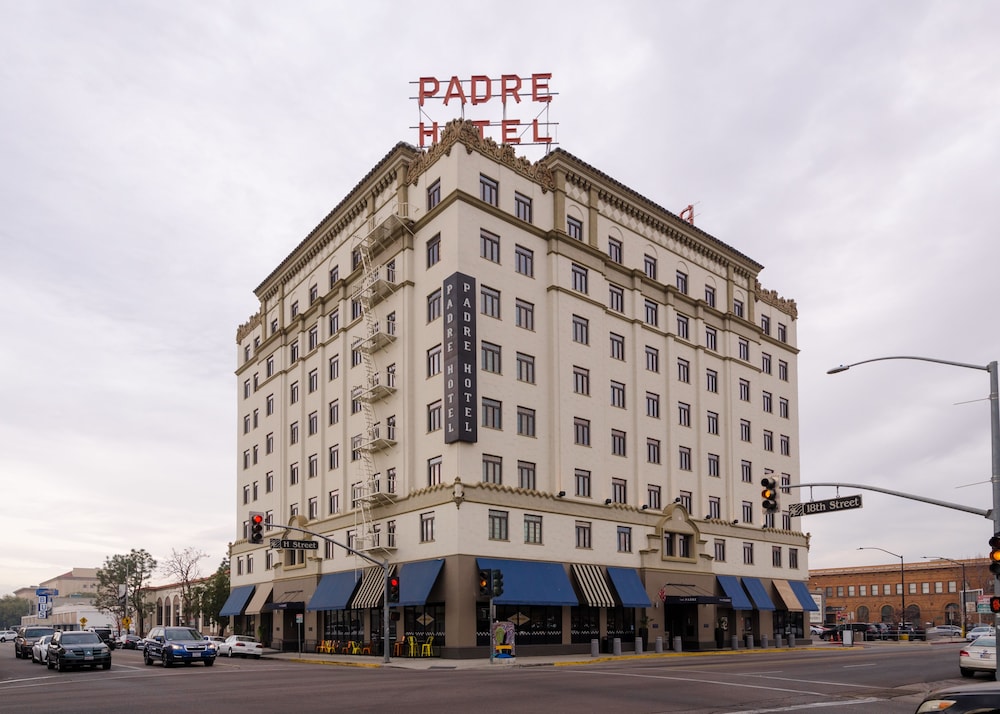 The Padre Hotel - photo 43