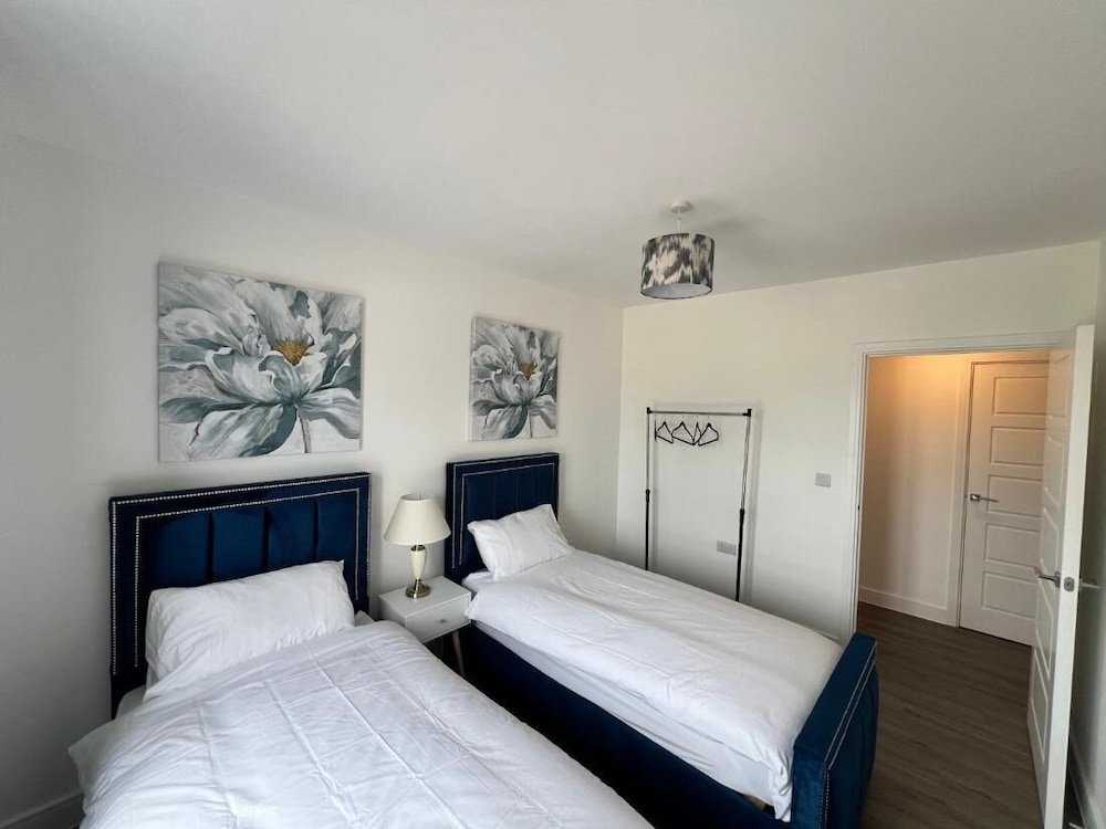 Modern 2 bedroom apartment — Sittingbourne — photo 5