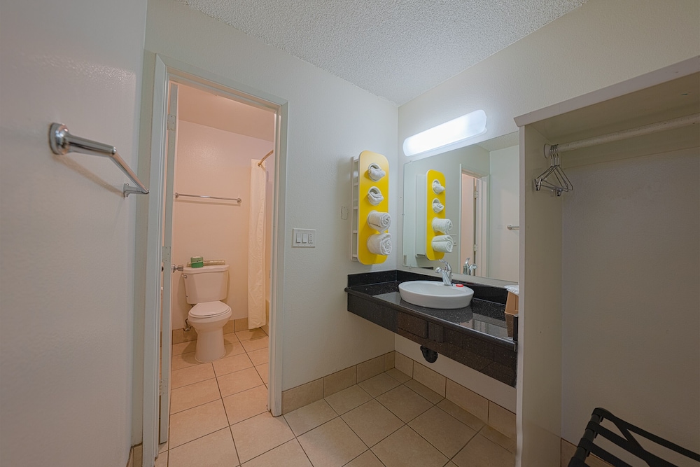 Oyo Hotel St. Helens Or - photo 57