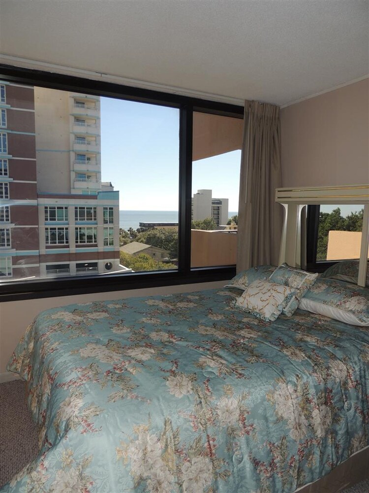 Ocean View Towers #6F - photo 9