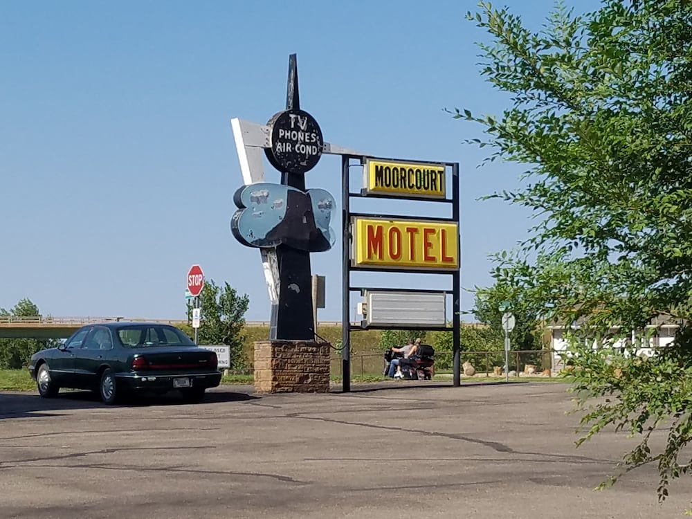 Moorcourt Motel - photo 26