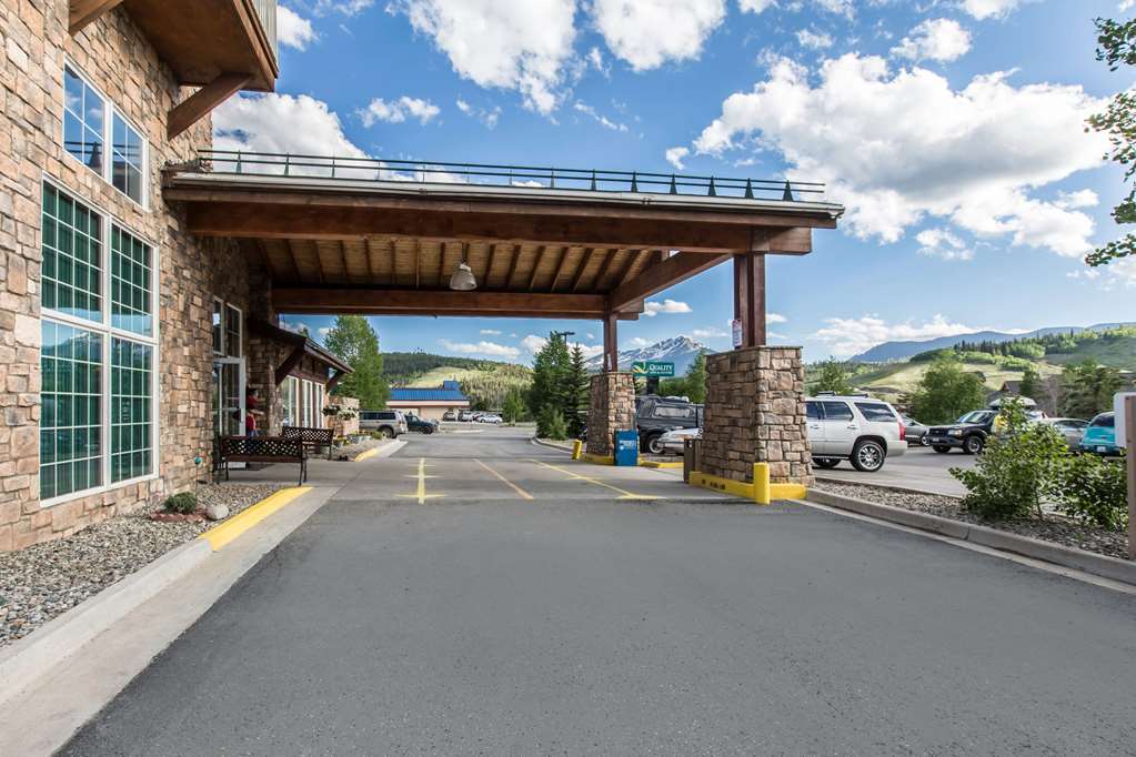 Quality Inn & Suites Silverthorne Copper Mountain - photo 3