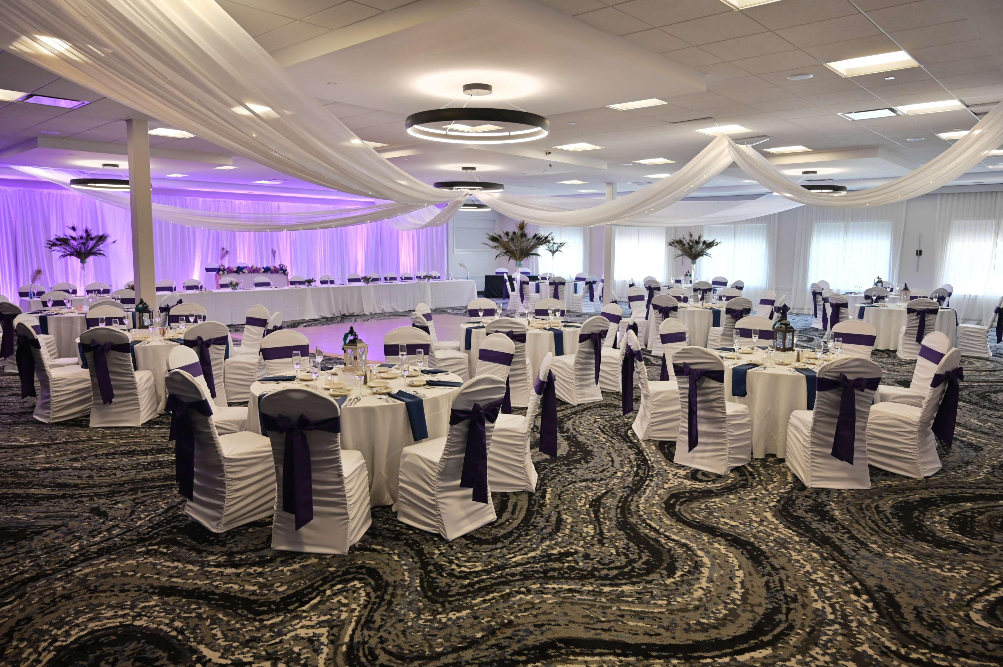 DoubleTree Pittsburgh Monroeville Convention Center - photo 18