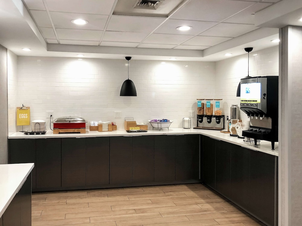 Hampton Inn Philadelphia King of Prussia Valley Forge - photo 16