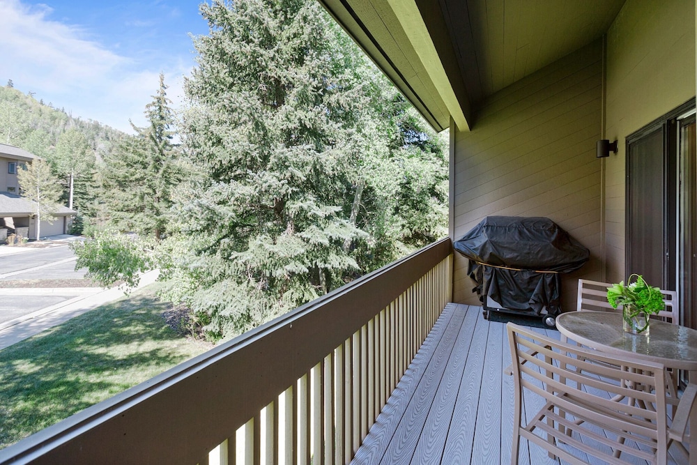 Abode at Lakeside - photo 25