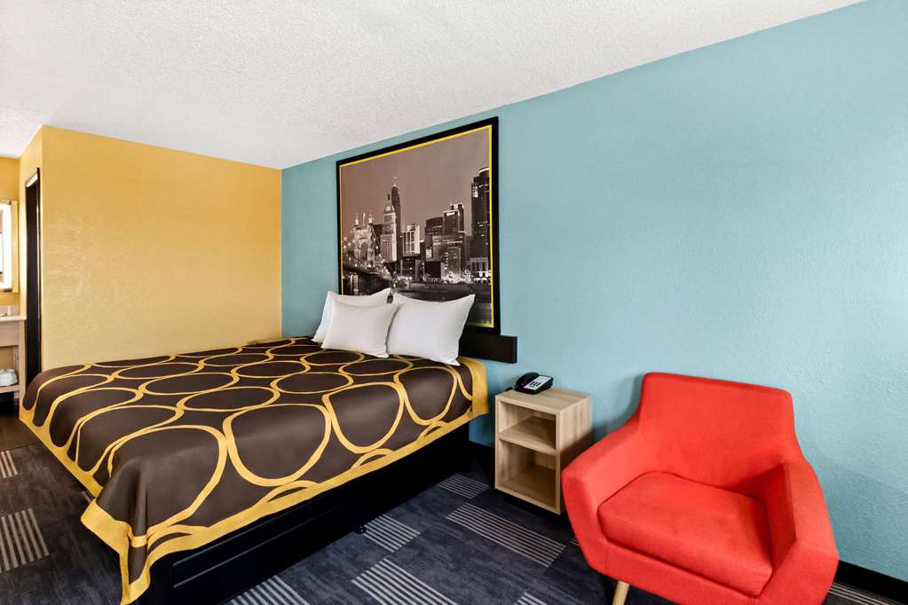 Super 8 by Wyndham Vandalia Dayton International Airport - photo 23