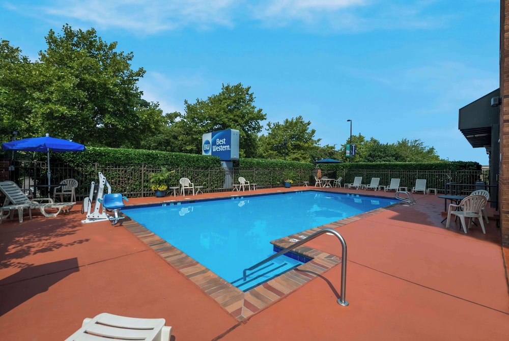 Best Western Hampton Coliseum Inn - photo 19