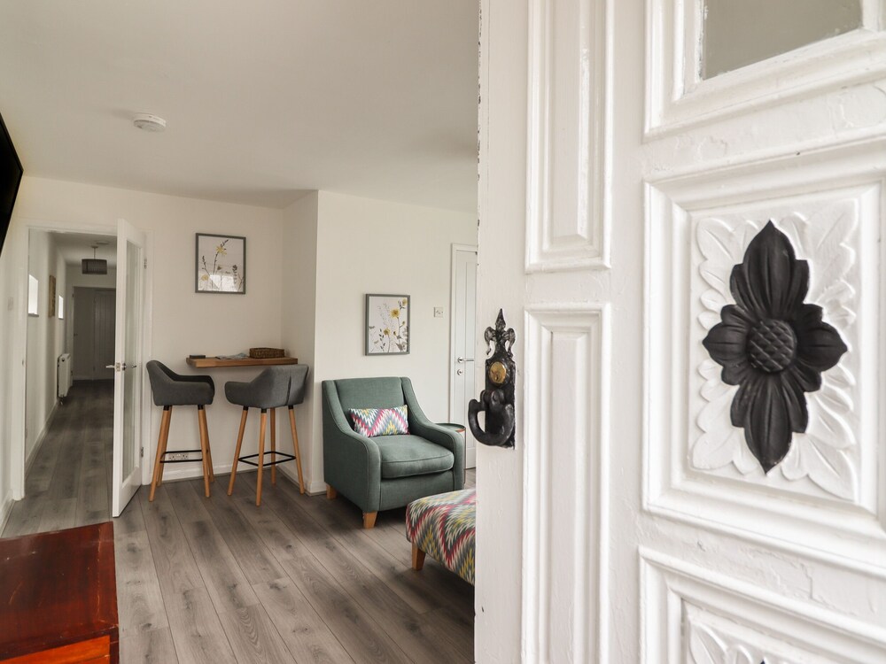 The Old Coach House — 4-Star Luxury Hotel in Conwy, United Kingdom