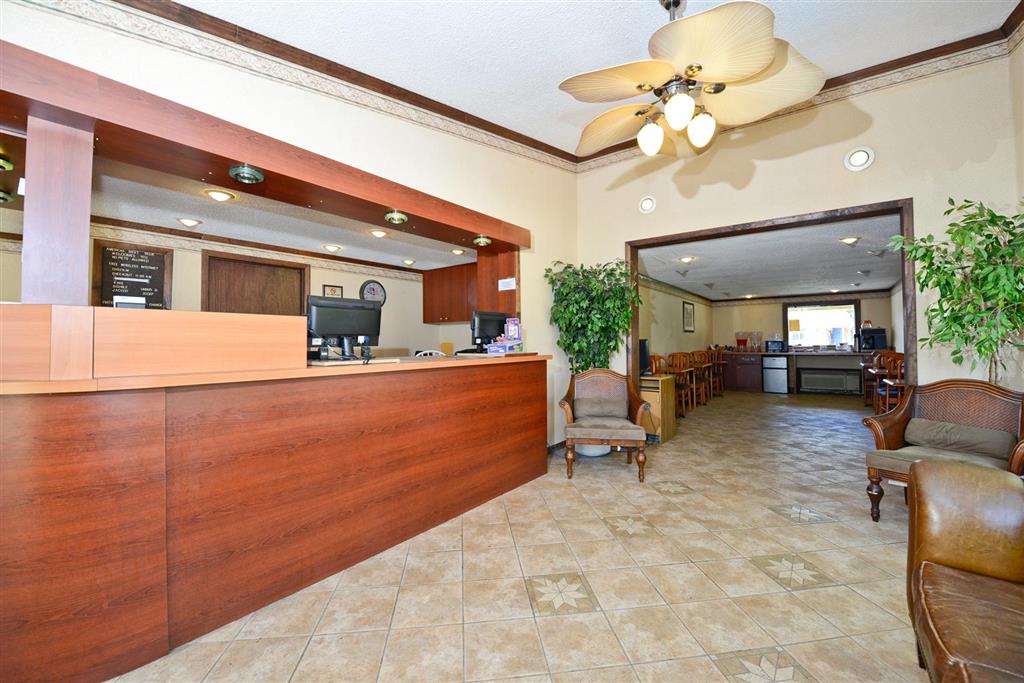 Americas Best Value Inn & Suites Warren Detroit - photo 3