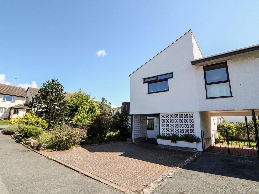 Boathouse - last minute hotel in Conwy