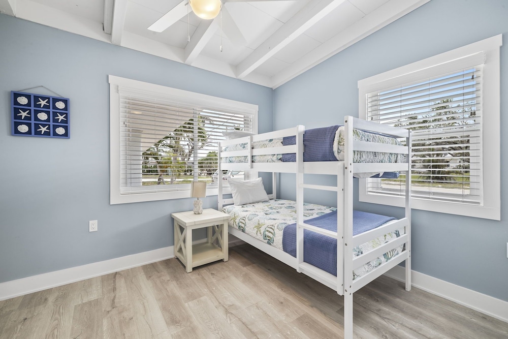 5670 Williams Drive - photo 6