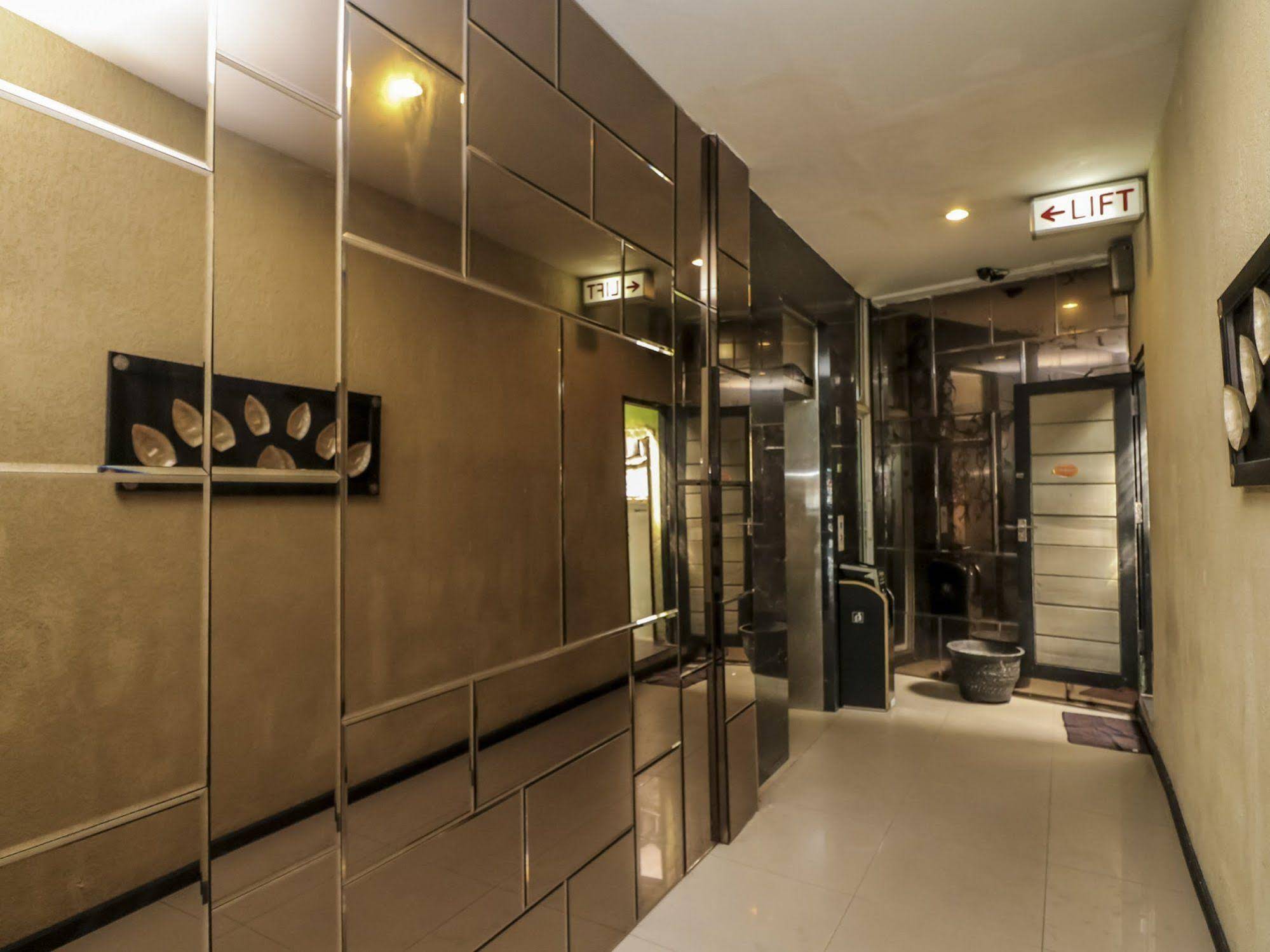 NIDA Rooms Umar 18 Lima Puluh in Pekanbaru, Indonesia