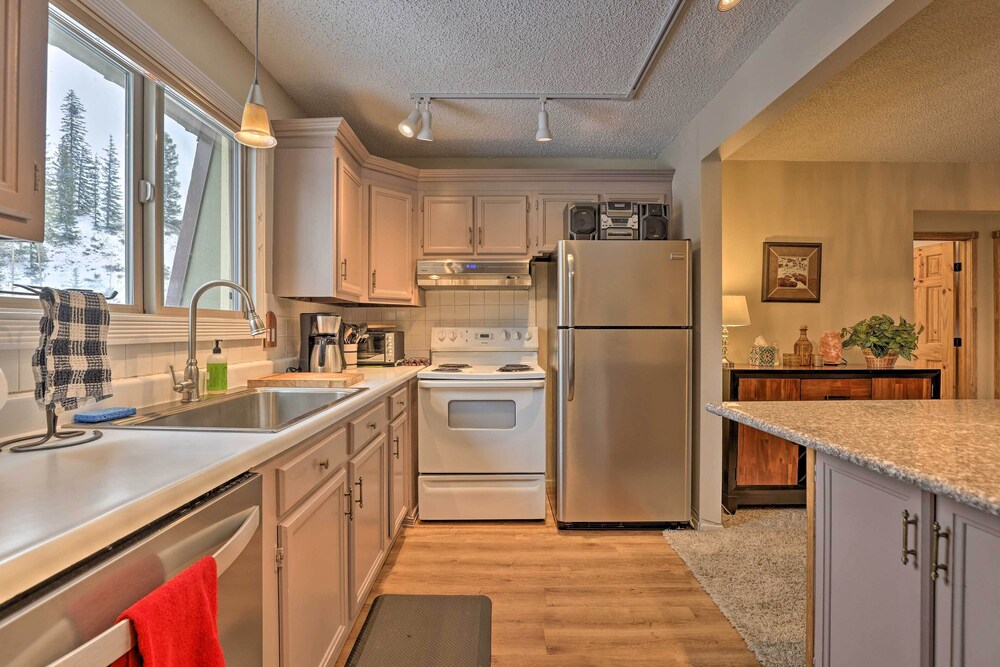 Condo on Fraser River 4 Mi to Winter Park Resort - photo 6