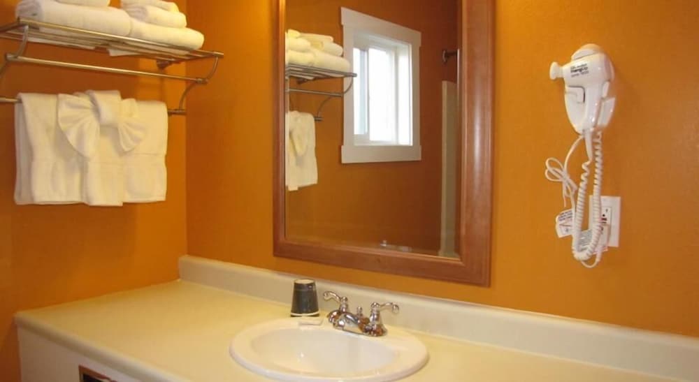 Coast Inn and Spa Fort Bragg - photo 45