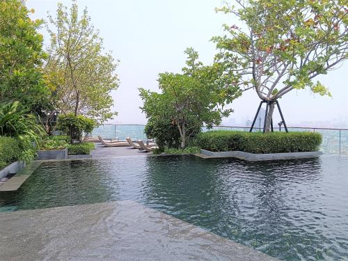 Edge Central Pattaya Lux — 4-Star Luxury Hotel in None, Thailand