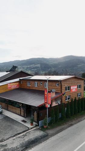 La Maria - carbon neutral hotel in Suncuius