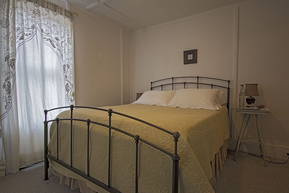 The Woodbine Inn - photo 16