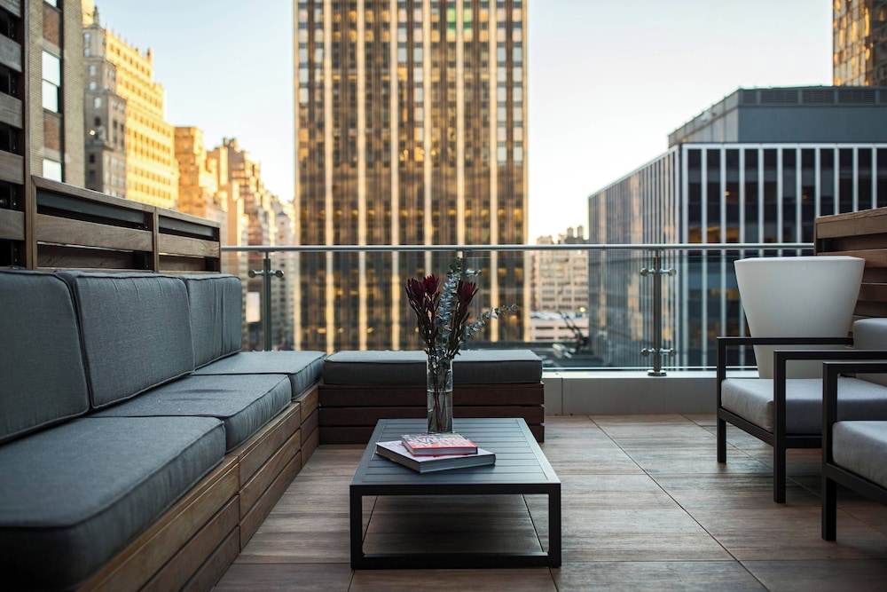 Renaissance New York Midtown Hotel - photo 22