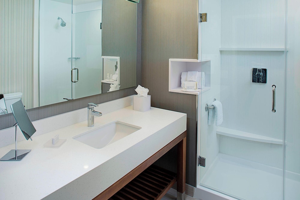 Courtyard by Marriott Dallas Carrollton - photo 10