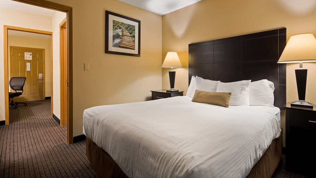 Best Western Lakewinds - photo 3