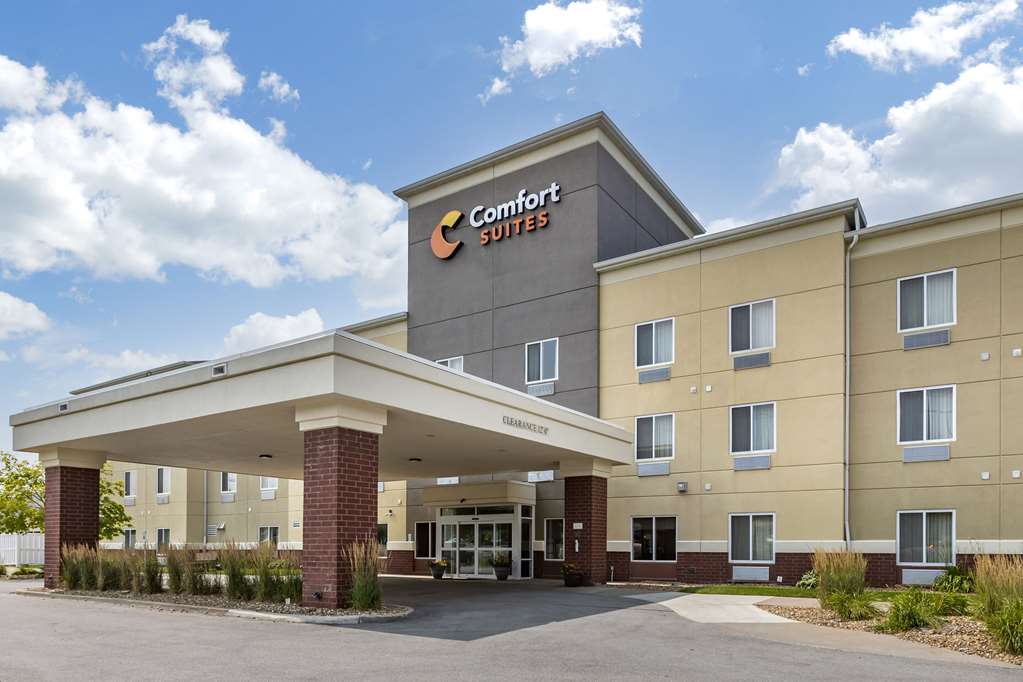Comfort Suites Coralville I 80 - featured photo