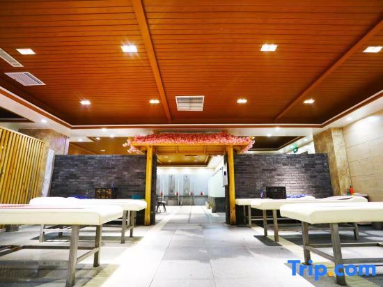 Junxi Hotel - last minute hotel in Tongliao