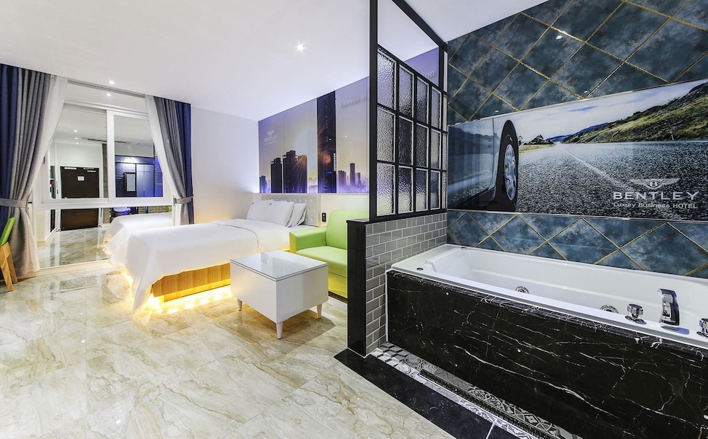 Bentley Business Hotel in Gwangju, South Korea