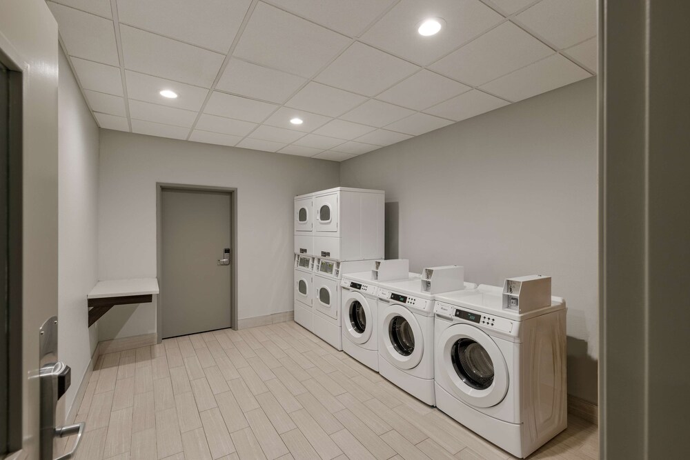 Spark by Hilton Midland South - photo 24