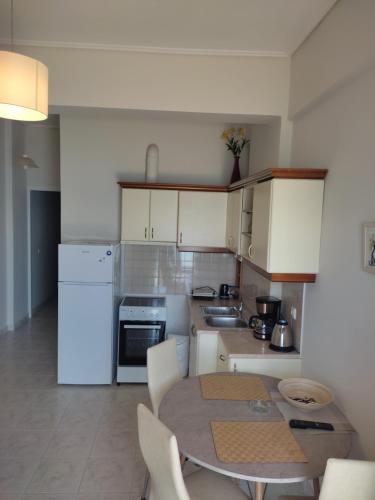 Angela Apartment — 4-Star Luxury Hotel in Koroni, Greece