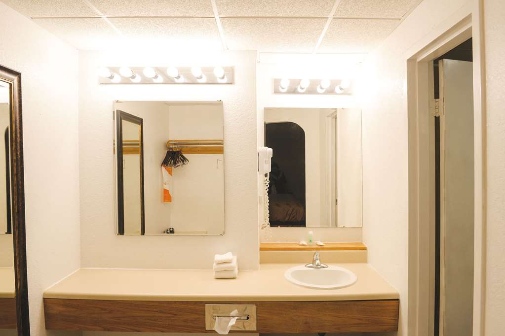 Quality Inn & Suites Ames Conference Center Near ISU Campus - photo 17