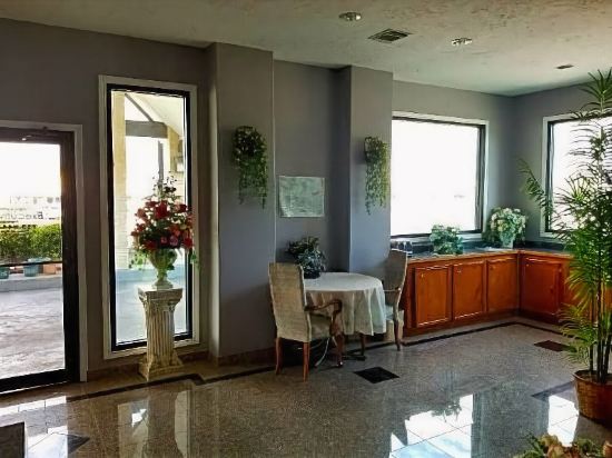 Executive Inn Pasadena - photo 11