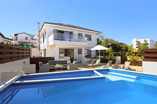 Villa Sea Horizon — 4-Star Luxury Hotel in Protaras, Cyprus