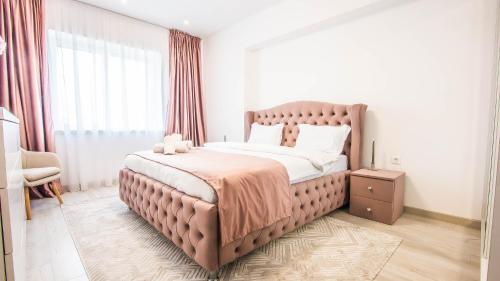 Flowers Apartments by YamaLuxe — 4-Star Luxury Hotel in Bucharest, Romania