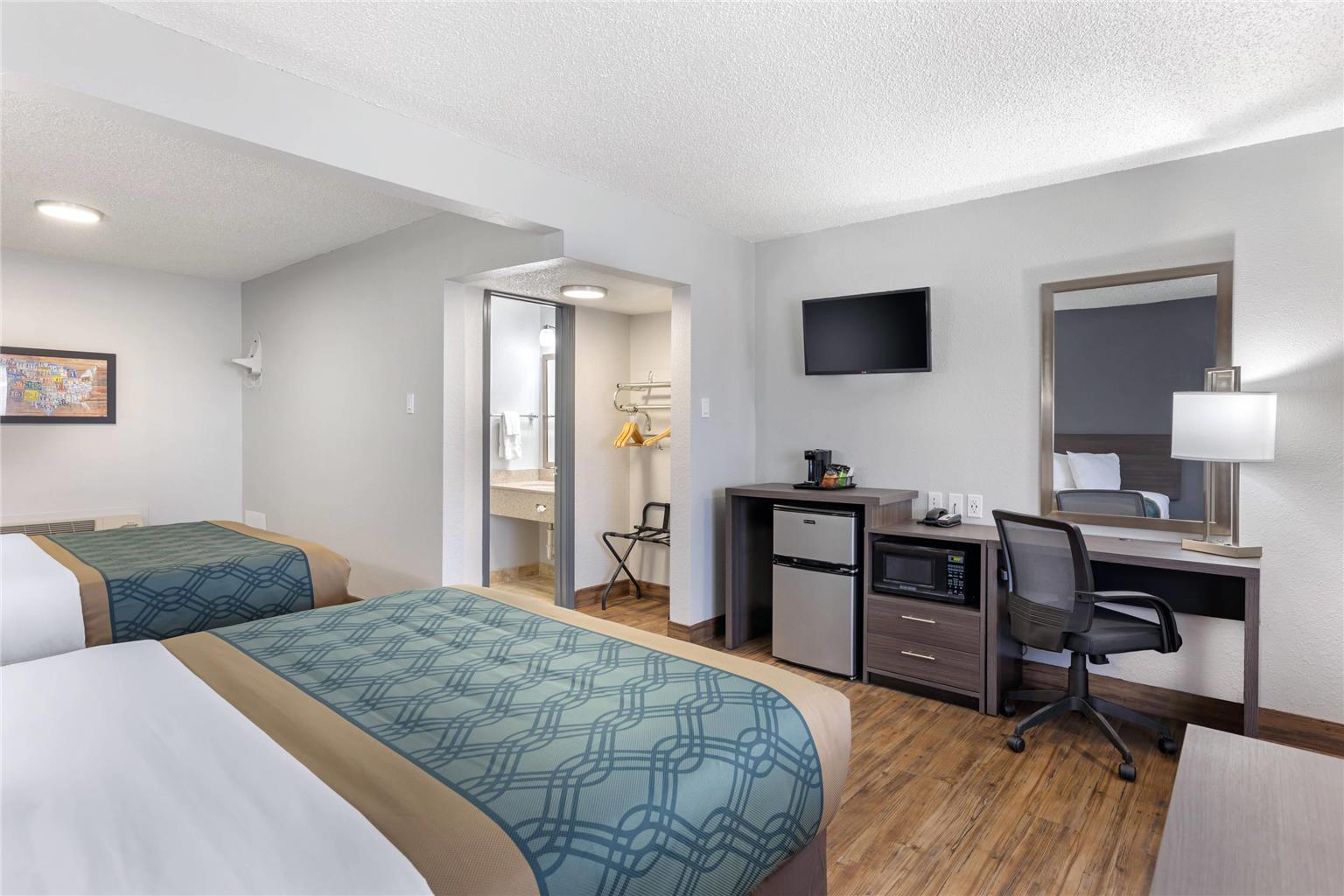 Econo Lodge Inn & Suites Socorro — hotel in Socorro