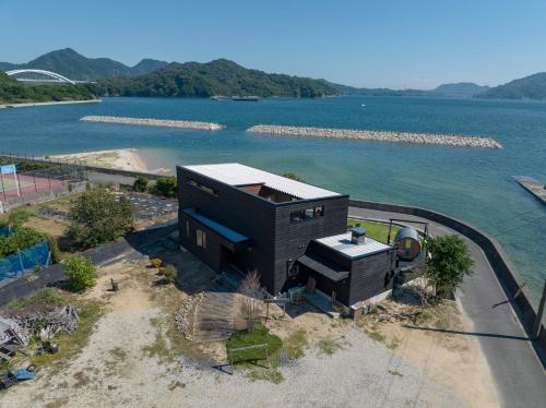 Incense Beachfront Villa — 4-Star Luxury Hotel in Imabari-Shi, Japan