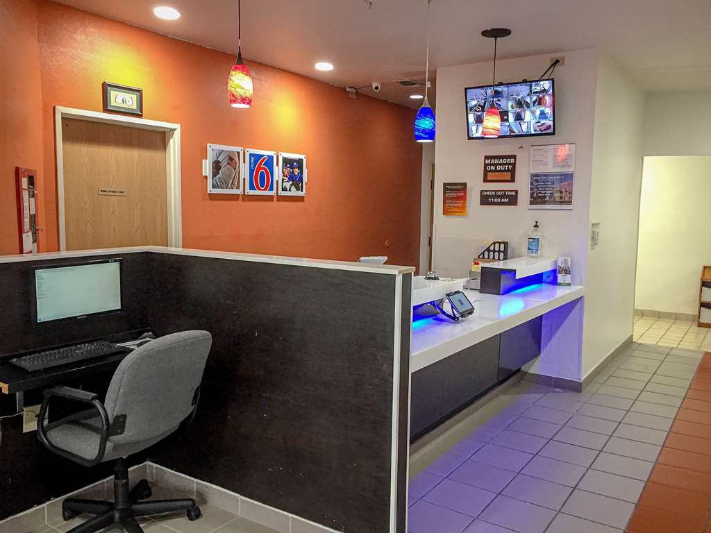 Motel 6 Woodway TX - photo 16