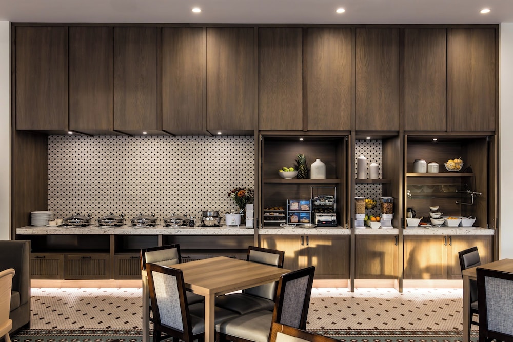 voco The Clair Cincinnati Downtown by IHG - photo 26