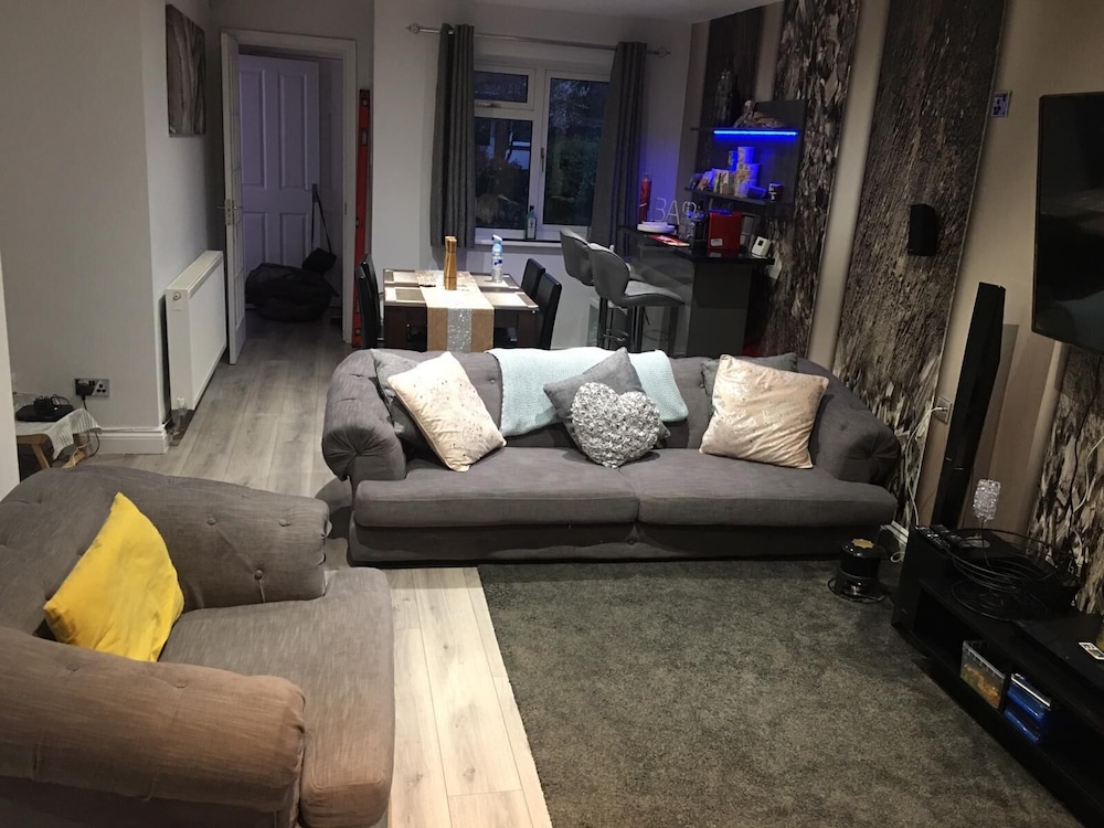 Cmk Bar & Spa in Milton Keynes, United Kingdom