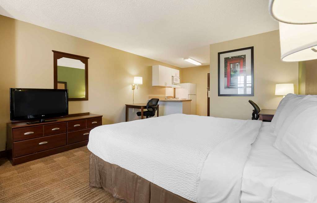 Extended Stay America Suites Reno South Meadows - photo 19
