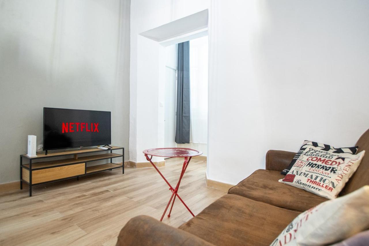 El Balcon de la Vina by Cadiz Time in Cadiz, Spain