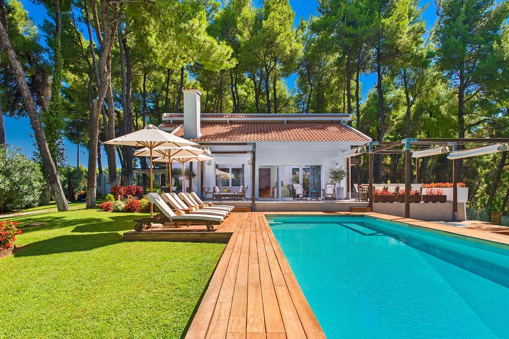 The White Villa At Sani — 4-Star Luxury Hotel in Kassandreia, Greece
